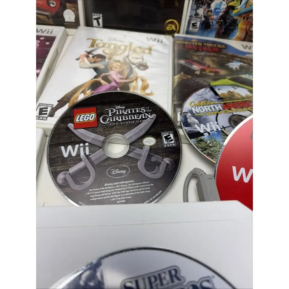 Wii Console RVL-001 Bundle W/18 Games, 2 Controllers, 1 Nunchucks, Works Great